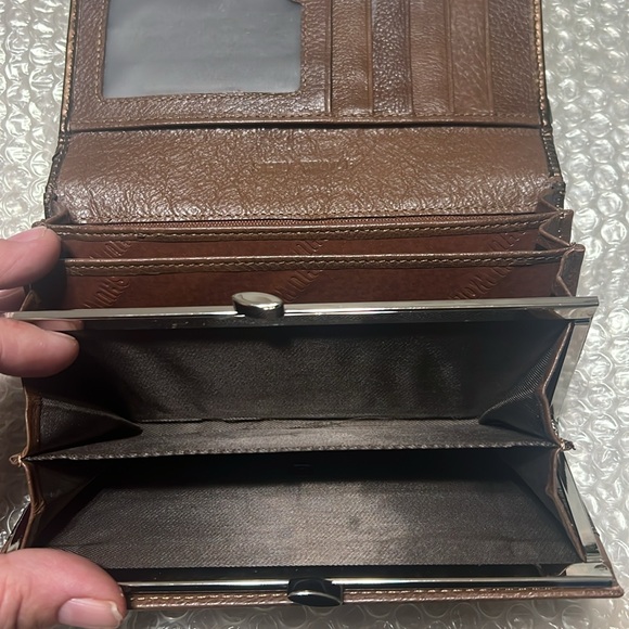 Shu Wolf Leather Wallet Bifold Embossed Alligator - Picture 4 of 9